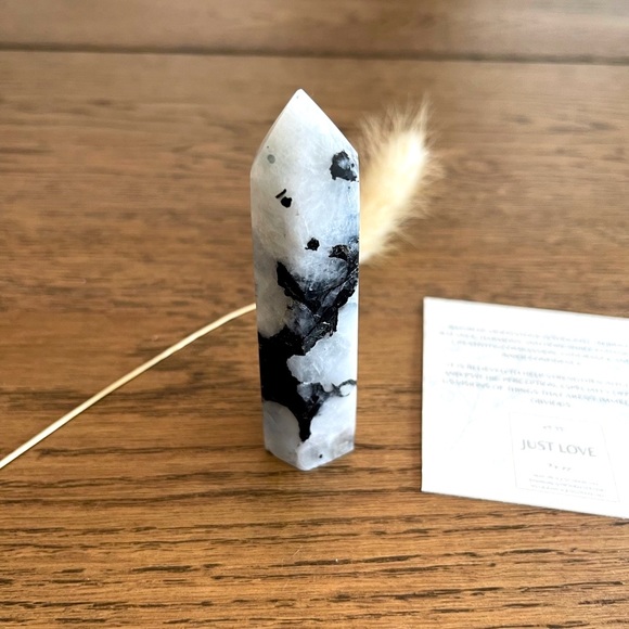 Rainbow Moonstone Tower - Picture 2 of 2